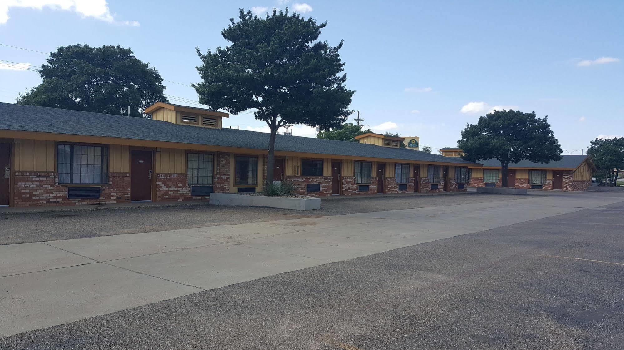 Stadium Motel Lubbock Buitenkant foto
